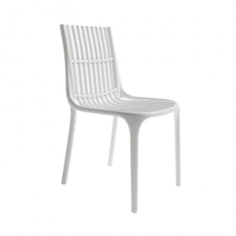 Silla exterior apilable Milán color blanco, ergonómica y cómoda, interior y exterior. Mobelcenter