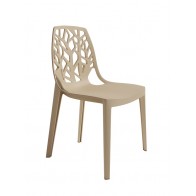 Silla exterior apilable Praga color arena, ergonómica y cómoda, interior y exterior. Mobelcenter